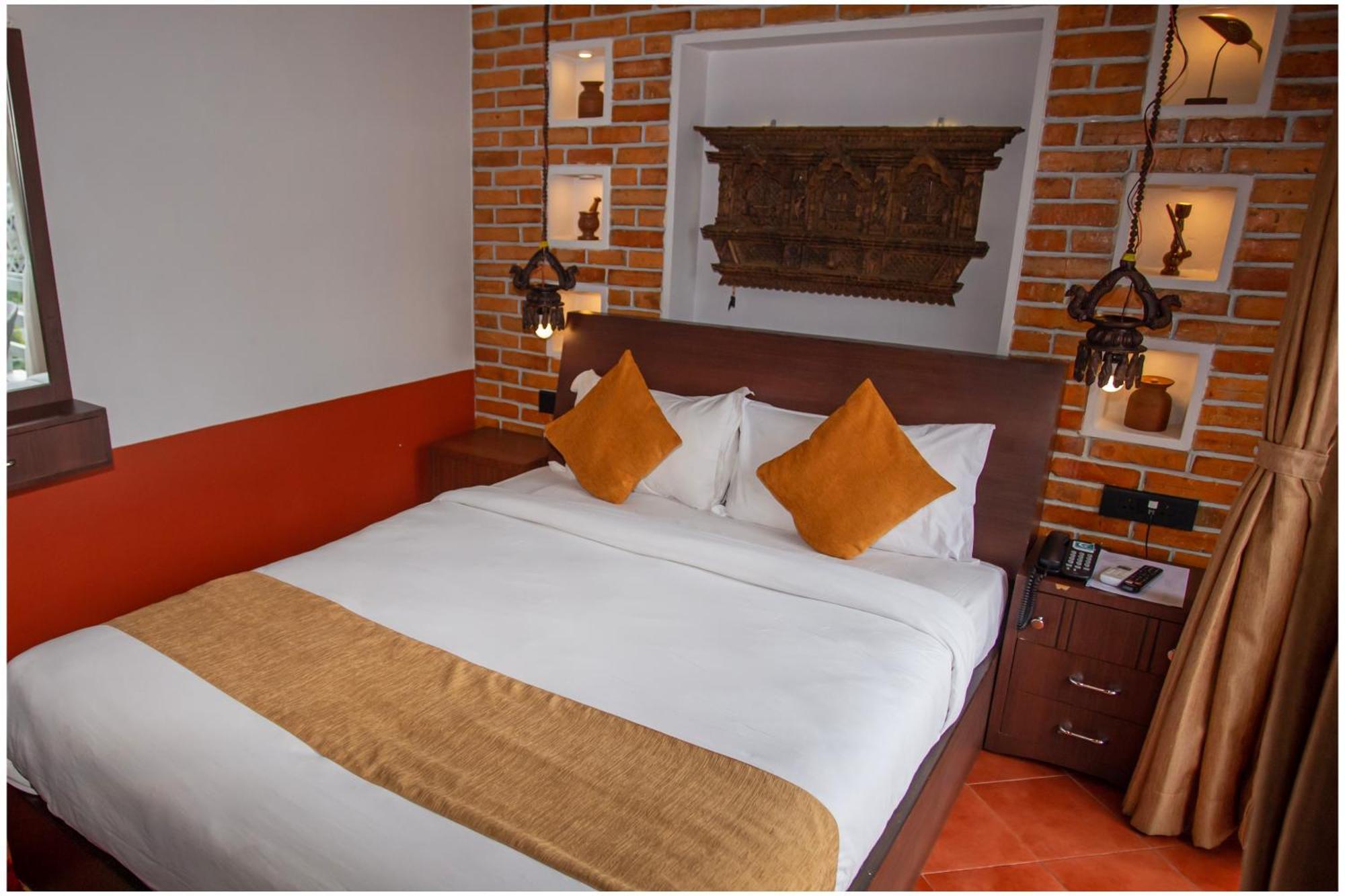 Chautari Boutique Hotel Pokhara Bagian luar foto